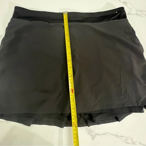 PEBBLE BEACH DRY LUX PERFORMANCE black tennis skort with back ruffle size large - Picture 5 of 6